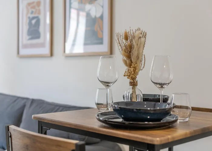Le Mado, Charming Two-room In A Great Location *